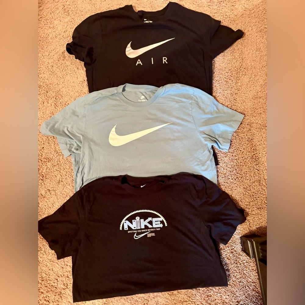 Nike Mens Short Sleeve Tees - Black and Light Blue